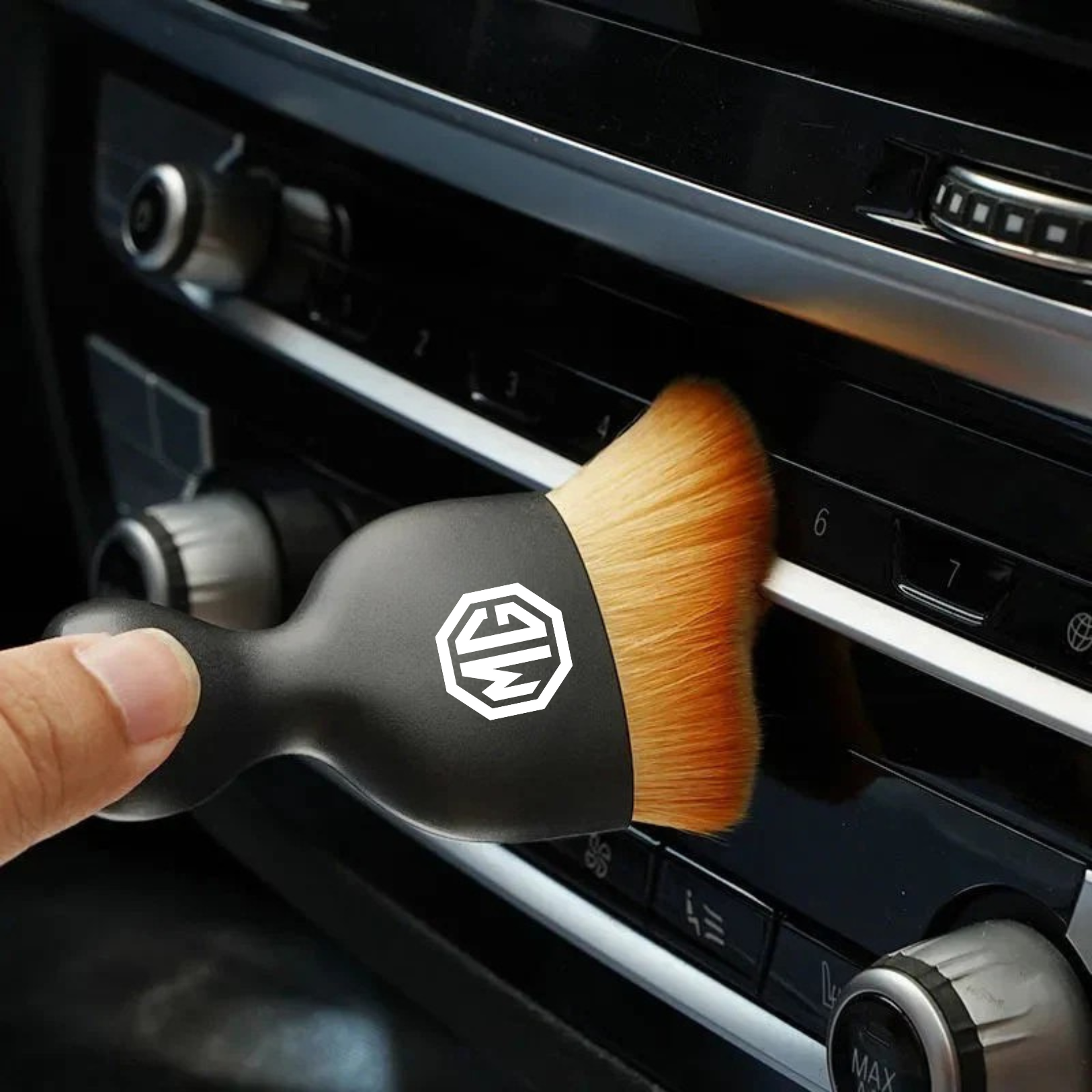 P40 PRO | Precision Detailing Brush with Your Car's Logo