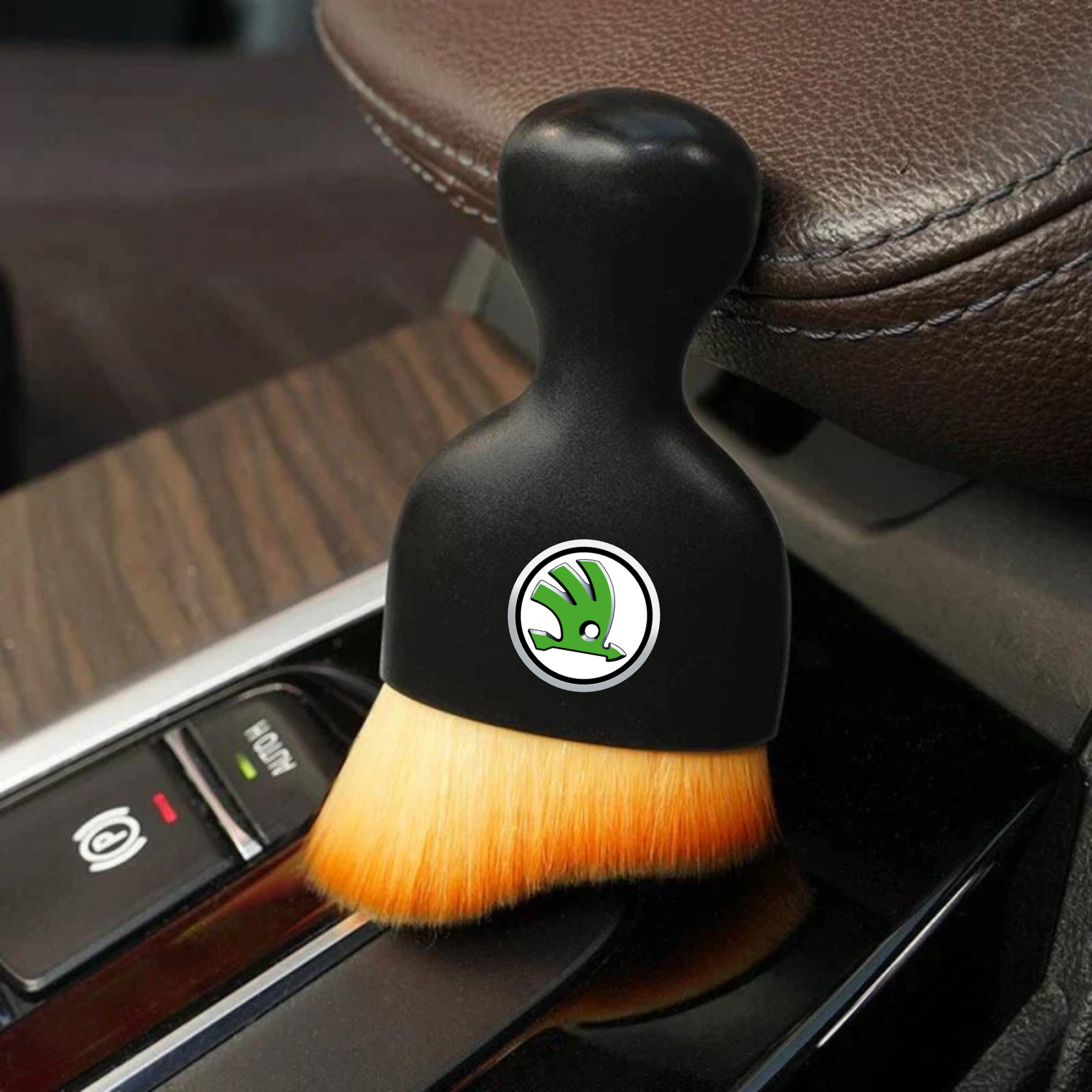 P40 PRO | Precision Detailing Brush with Your Car's Logo